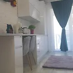 Garsoniera Camy شقة